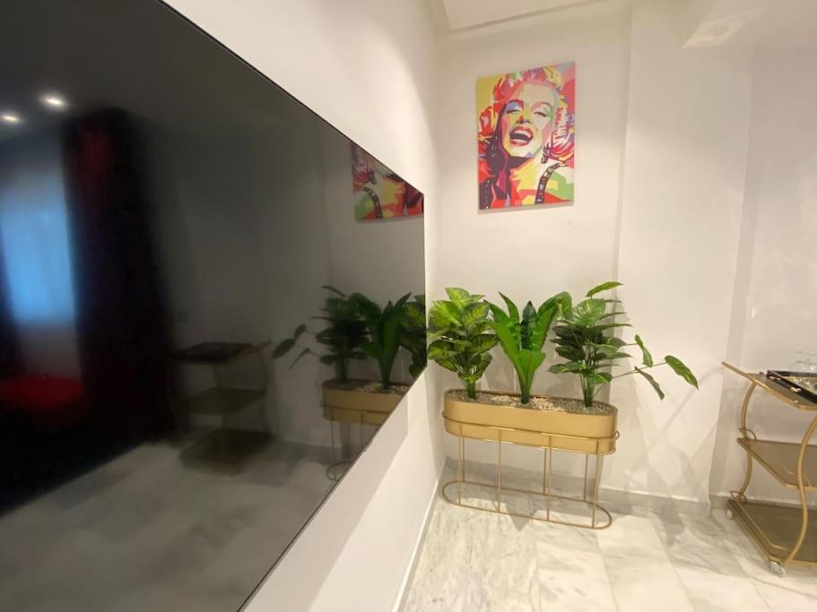 Appartement Corniche - Red's Neuf *